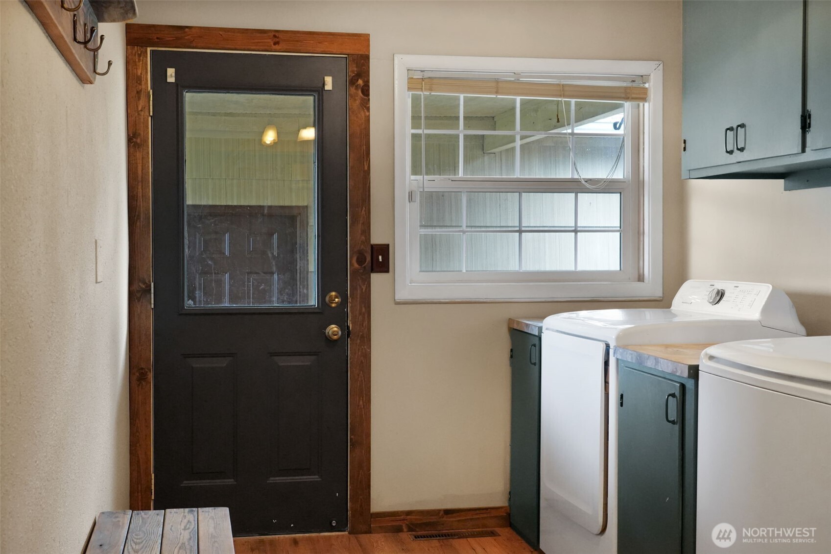 142 Drews Prairie Road Toledo, WA 98591 - Photo 19 of 33 a utility room with a window dryer and washer