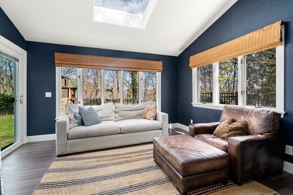 58 Fiske Road Wellesley, MA 02481 - Photo 10 of 22
