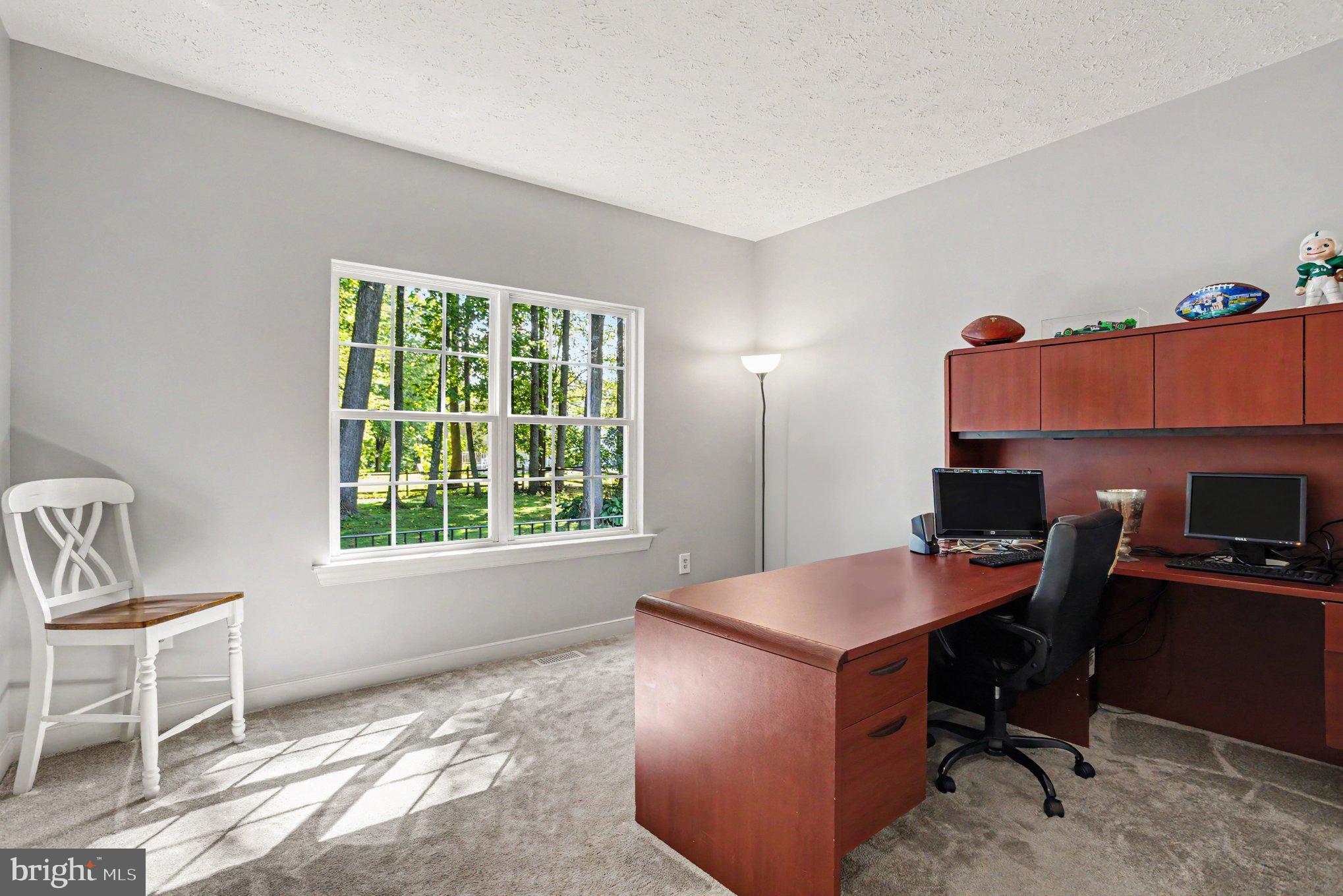 502 Copeland Road Fallston, MD 21047 - Photo 18 of 50 Office desk is available to stay if you need it!
