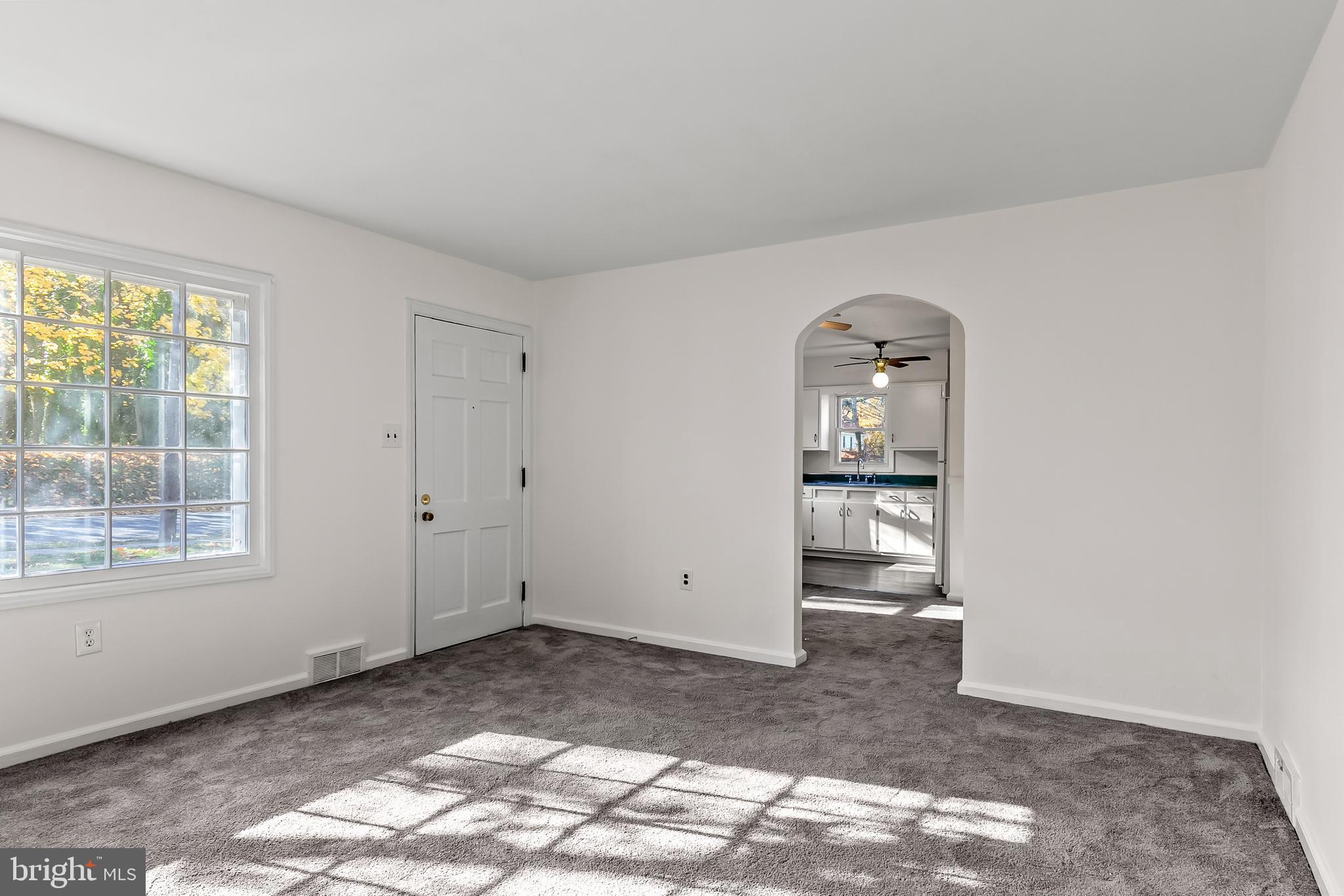 31 Front Street Mount Holly, NJ 08060 - Photo 6 of 29 Gallery Image 6