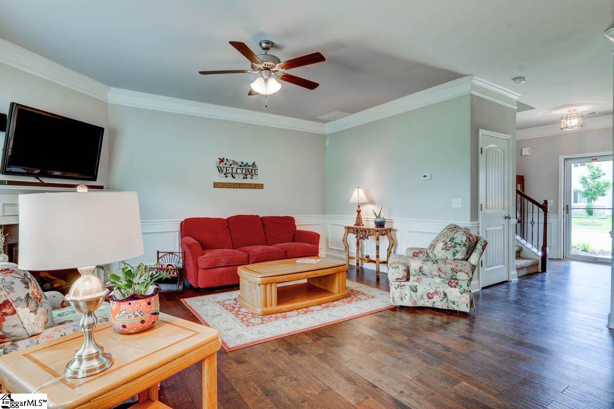 406 Kindletree Way Simpsonville, SC 29680 - Photo 12 of 35 Gallery Image 12