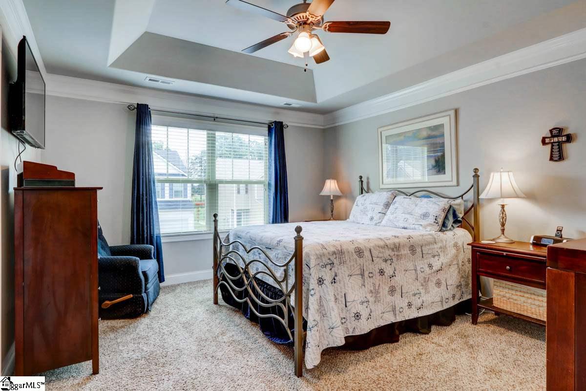 406 Kindletree Way Simpsonville, SC 29680 - Photo 4 of 35 Gallery Image 4