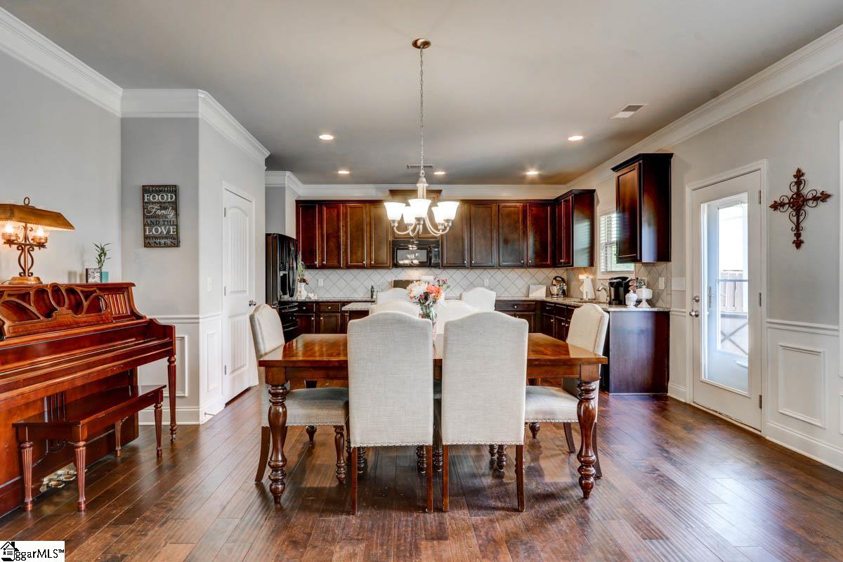 406 Kindletree Way Simpsonville, SC 29680 - Photo 9 of 35 Gallery Image 9
