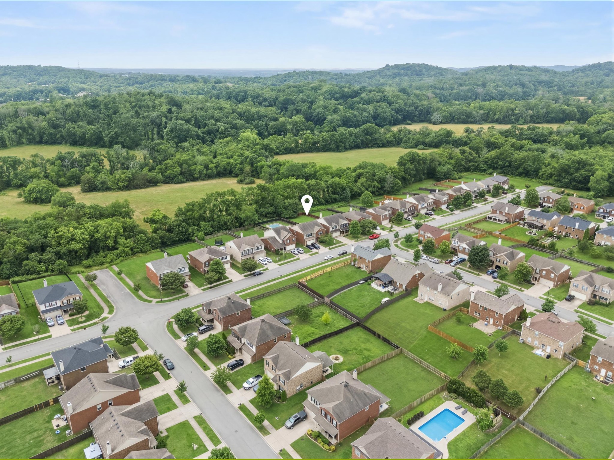 1011 Benwick Road Hendersonville, TN 37075 - Photo 59 of 60 an aerial view of a city with lots of residential buildings