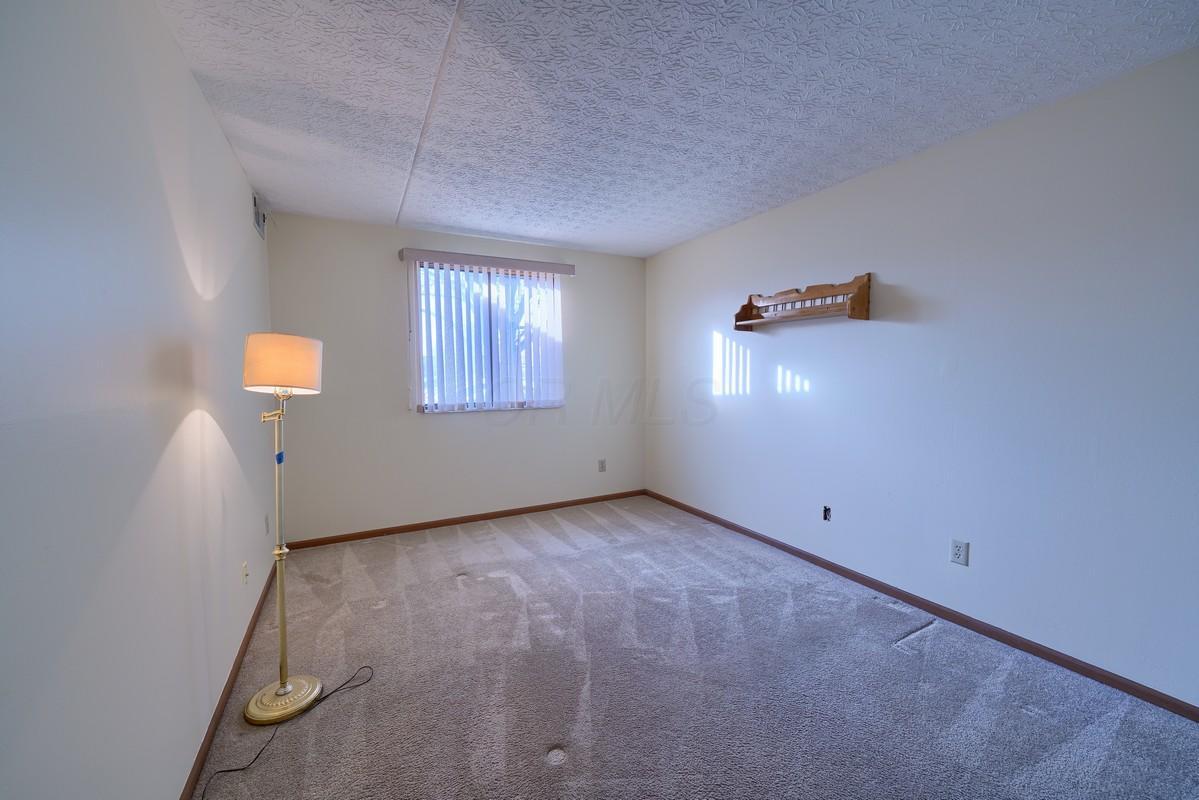 5885 Beechcroft Road, Unit 101 Columbus, OH 43229 - Photo 17 of 26 Gallery Image 17