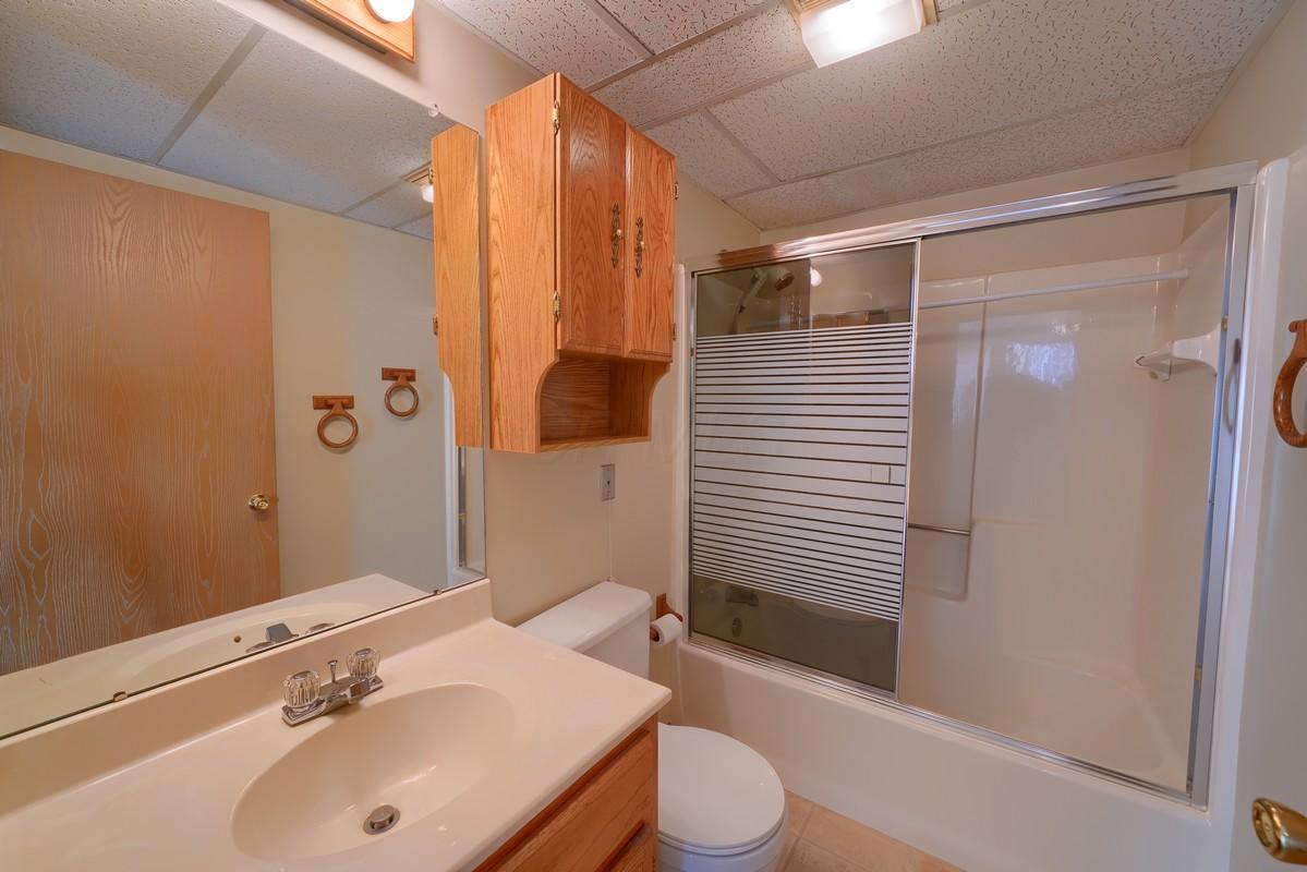 5885 Beechcroft Road, Unit 101 Columbus, OH 43229 - Photo 18 of 26 Gallery Image 18
