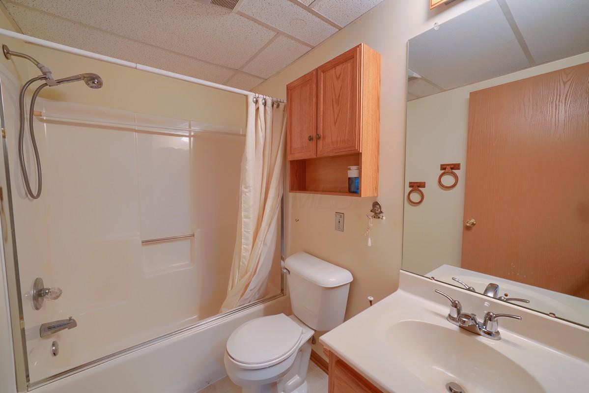 5885 Beechcroft Road, Unit 101 Columbus, OH 43229 - Photo 19 of 26 Gallery Image 19