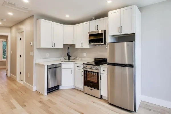 $3,450 | 35 Delle Avenue, Unit 4, Boston, MA 02120