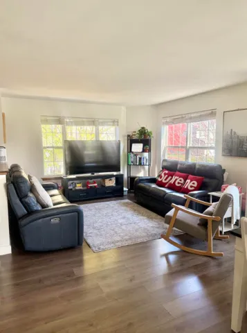 $250,000 | 34394 Goldenrod Court, Unit END, Round Lake, IL 60073