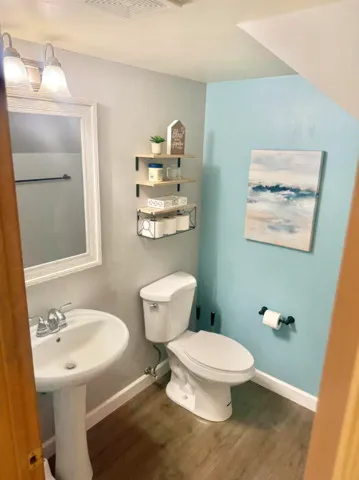 $250,000 | 34394 Goldenrod Court, Unit END, Round Lake, IL 60073