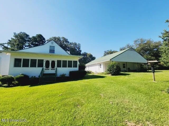 $165,000 | 1220 West 6th Street, Prentiss, MS 39474