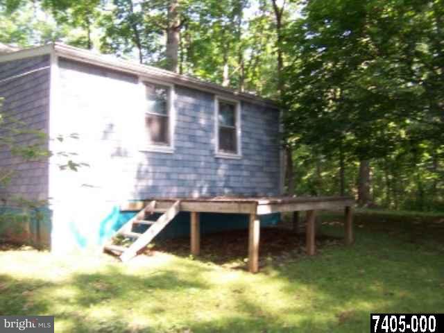 302 Zeigler Road Dover, PA 17315 - Photo 3 of 8 Gallery Image 3