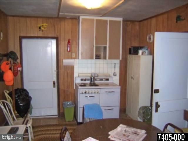 302 Zeigler Road Dover, PA 17315 - Photo 7 of 8 Gallery Image 7