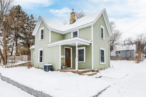 $179,900 | 401 North 26th Avenue, Minneapolis, MN 55411