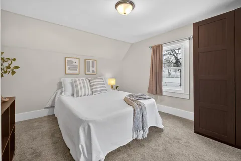 $179,900 | 401 North 26th Avenue, Minneapolis, MN 55411