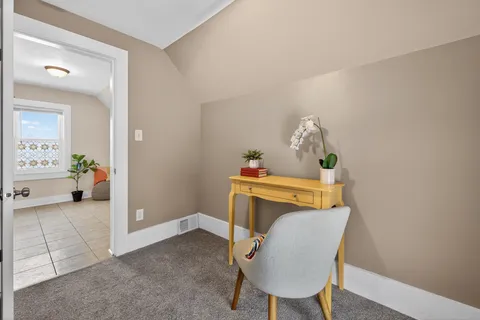 $179,900 | 401 North 26th Avenue, Minneapolis, MN 55411