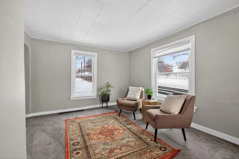 $179,900 | 401 North 26th Avenue, Minneapolis, MN 55411