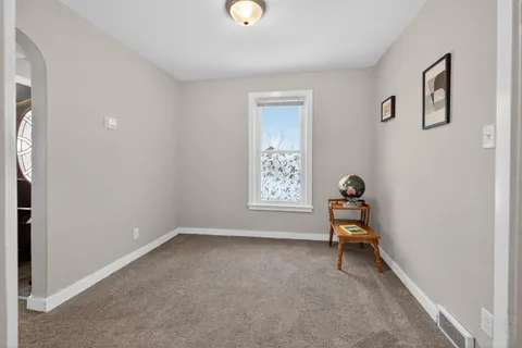 $179,900 | 401 North 26th Avenue, Minneapolis, MN 55411