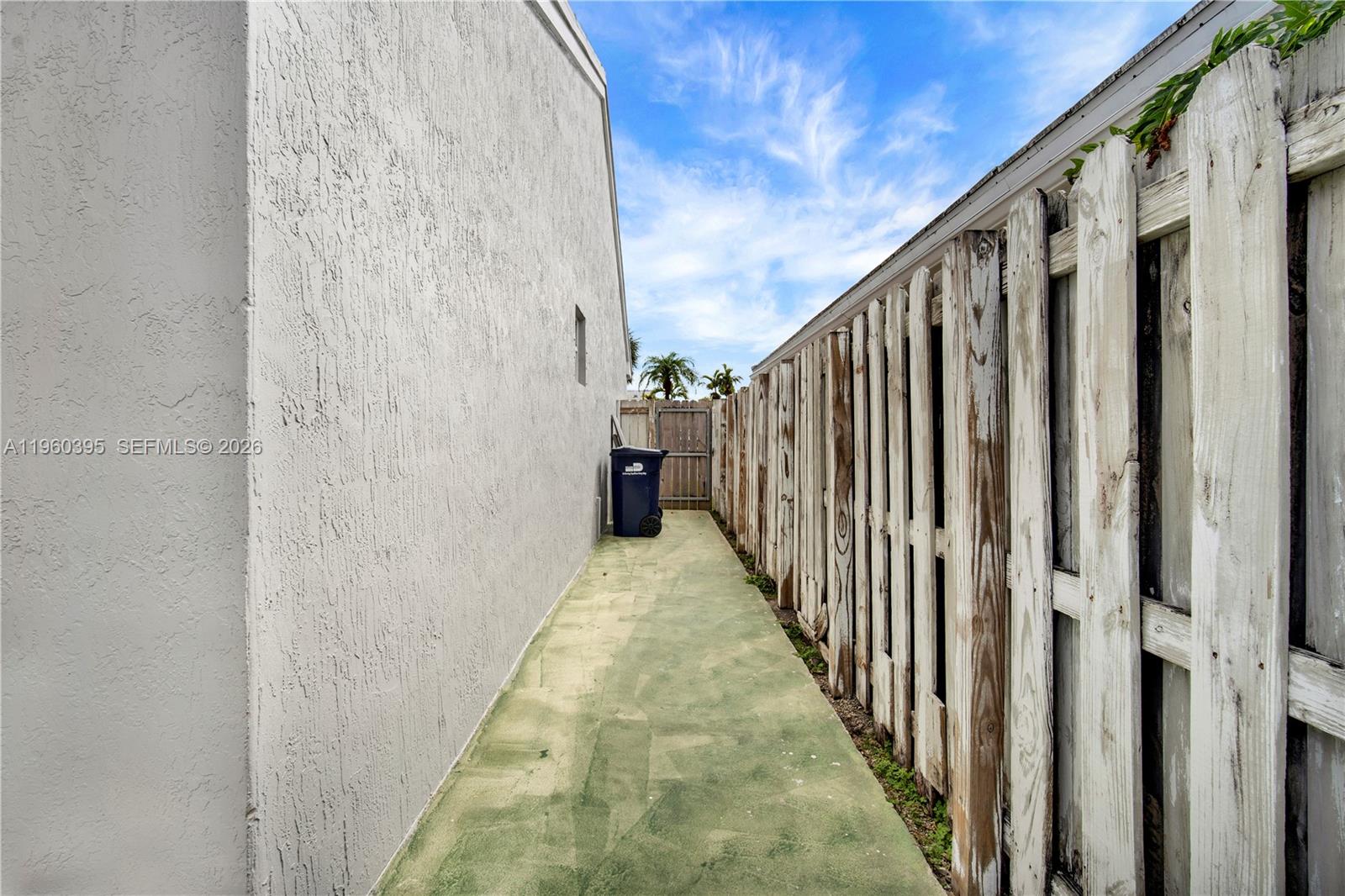 11321 Southwest 62nd Lane Miami, FL 33173 - Photo 32 of 43