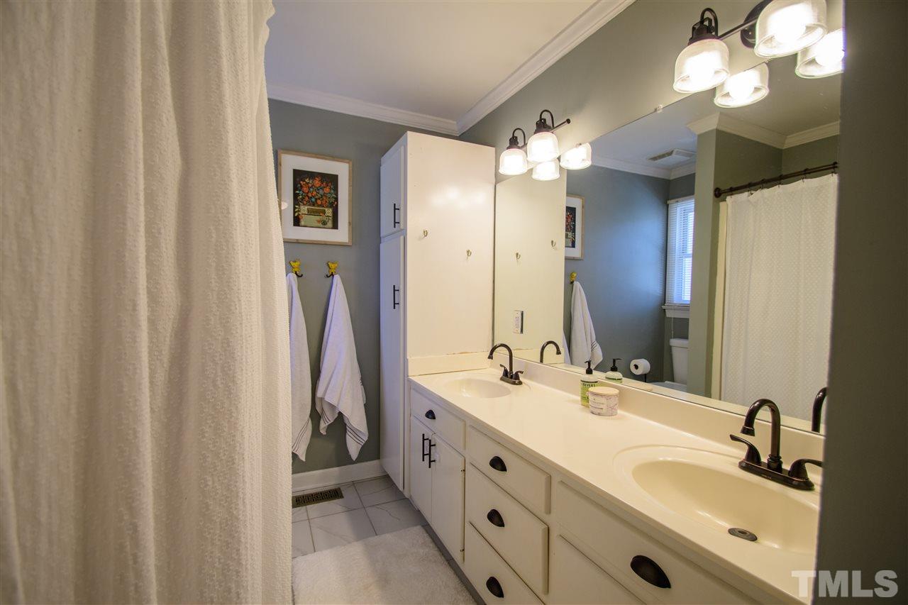 4829 Mial Plantation Road Raleigh, NC 27610 - Photo 16 of 30 Gallery Image 16