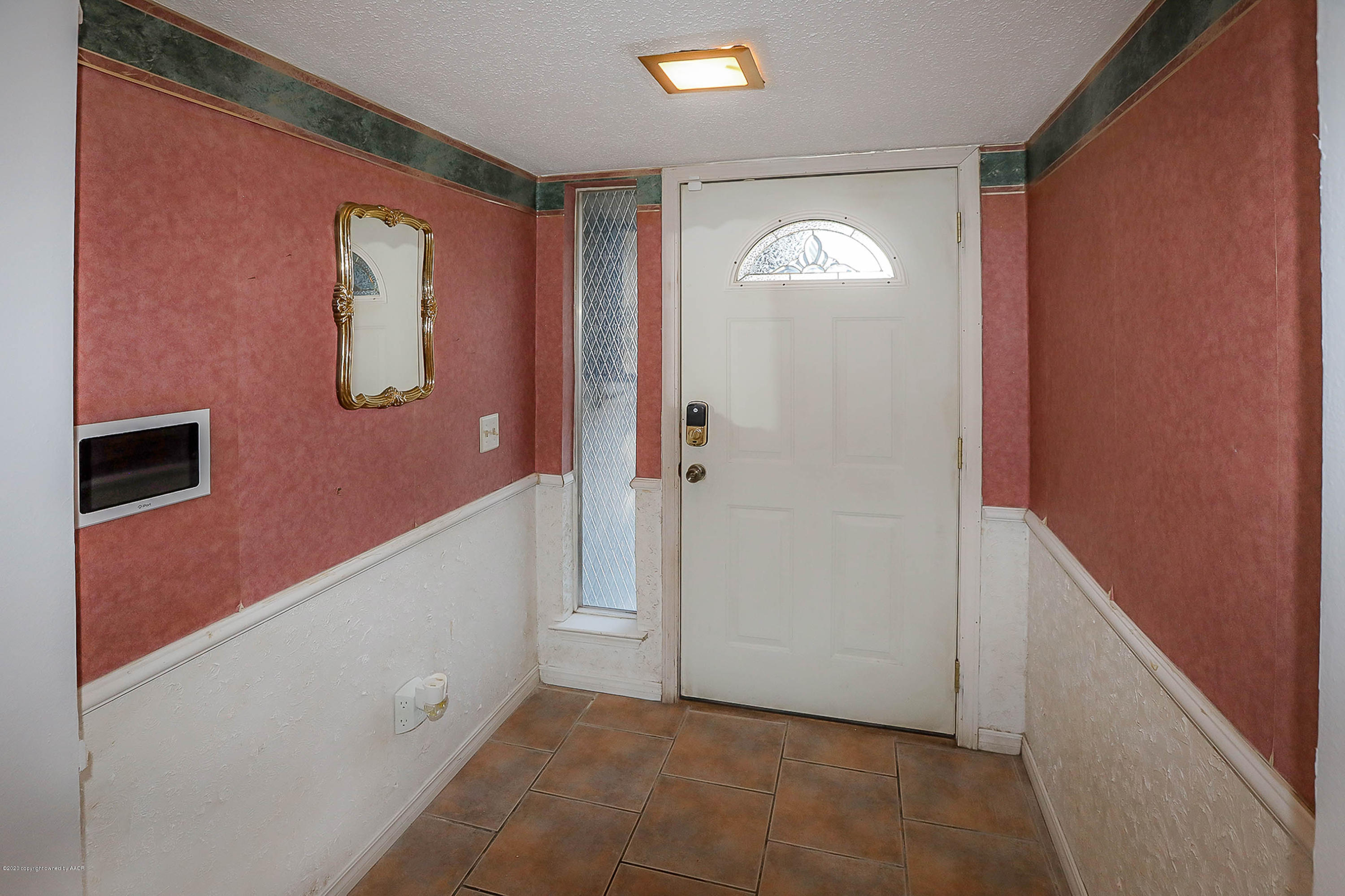 2802 Shield Court Amarillo, TX 79110 - Photo 5 of 32 a view of an empty room