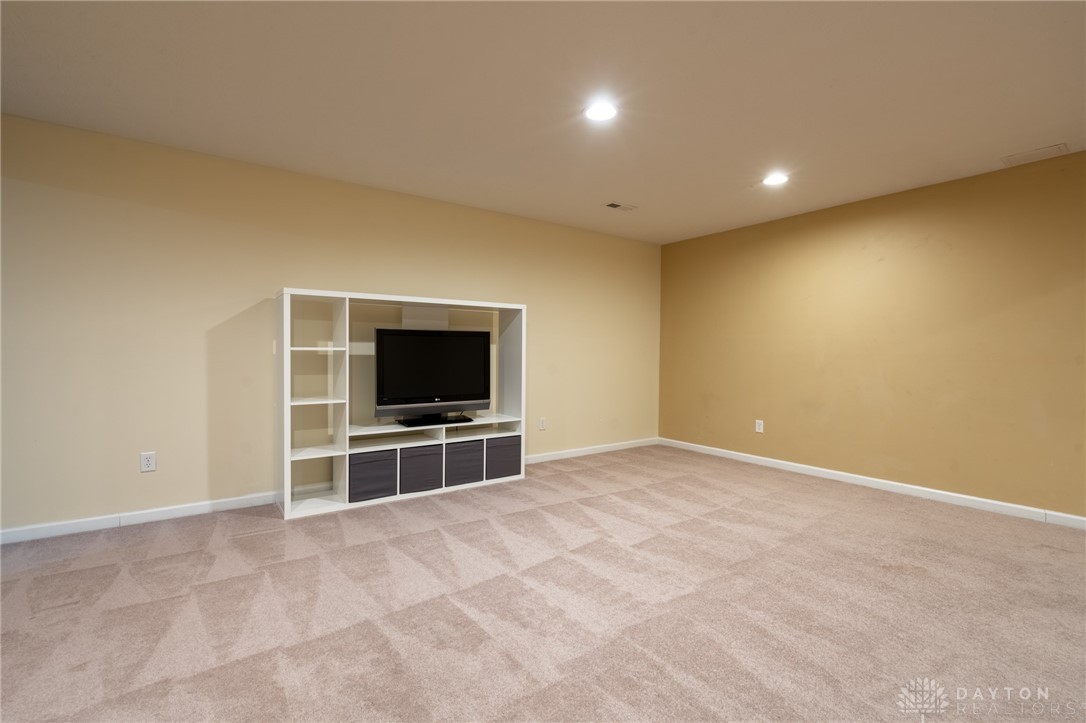 1981 Spring Ridge Drive Xenia, OH 45385 - Photo 23 of 55