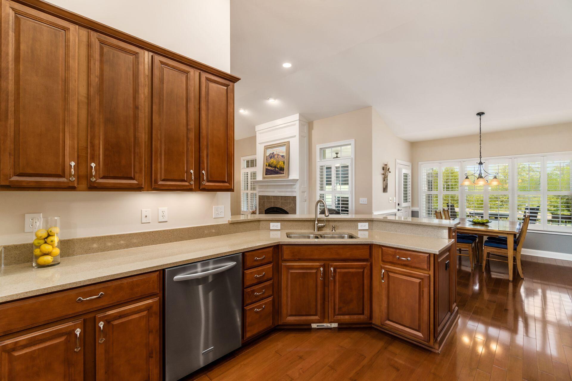 16635 Boston Road Sunbury, OH 43074 - Photo 23 of 58 Kitchen