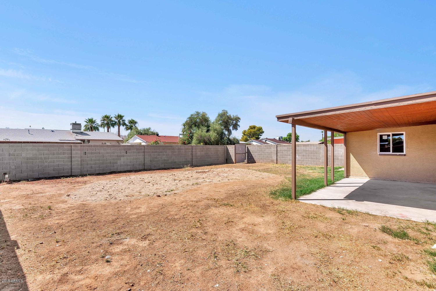 1717 West Pecan Road Phoenix, AZ 85041 - Photo 25 of 25 1717 W Pecan Rd-large-025-024-Backyard-1