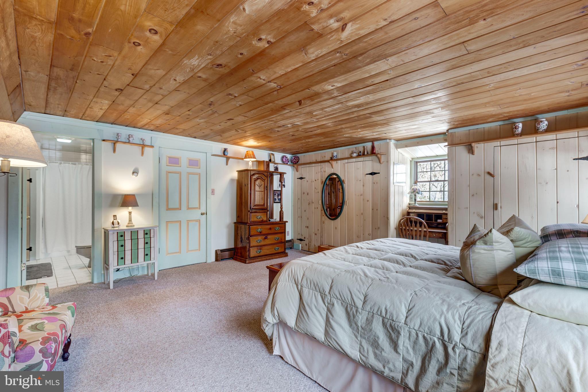 385 Silver Run Valley Road Westminster, MD 21158 - Photo 40 of 59 Primary bedroom