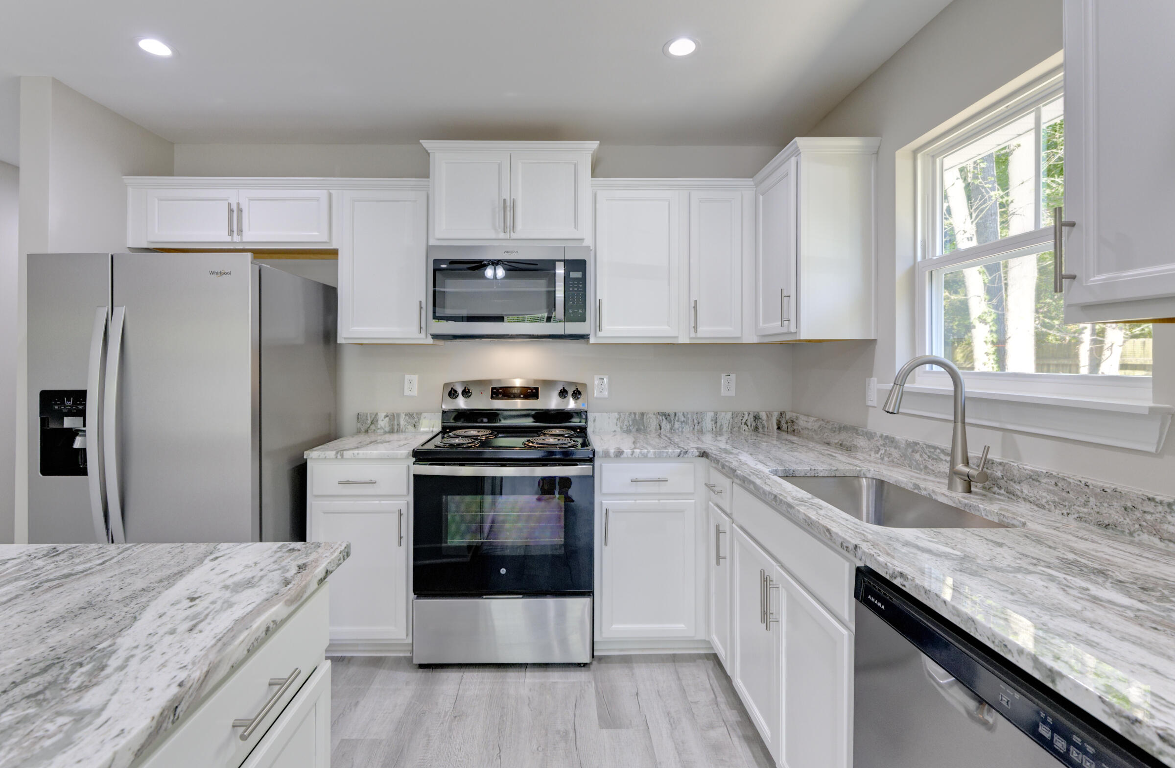 30 Bonnie Burn Road Goose Creek, SC 29445 - Photo 6 of 27 30 Bonnie Burn Rd, Goose Creek, SC 29445