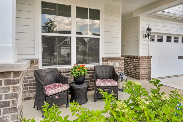 $369,900 | 811 Stone Trace Court, Avon, IN 46123