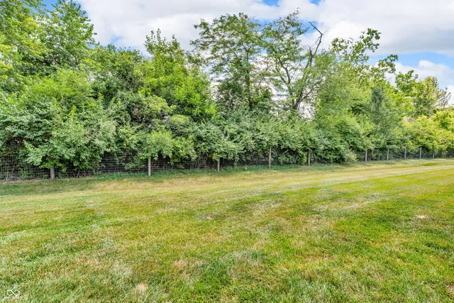 $369,900 | 811 Stone Trace Court, Avon, IN 46123