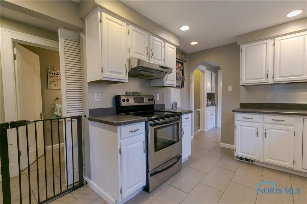 2913 Goddard Road Toledo, OH 43606 - Photo 15 of 36 Gallery Image 15