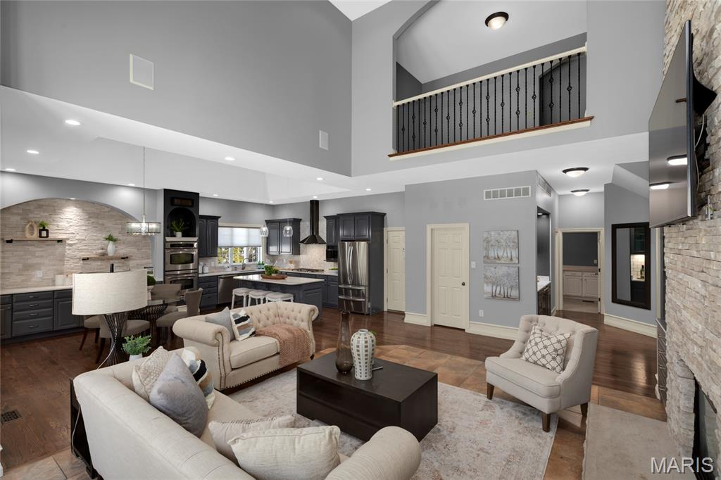 12765 Zacharys Ridge Sunset Hills, MO 63127 - Photo 12 of 66