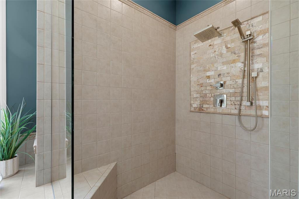 12765 Zacharys Ridge Sunset Hills, MO 63127 - Photo 25 of 66