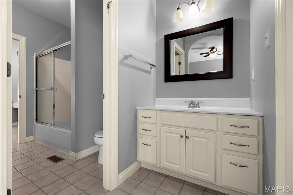 12765 Zacharys Ridge Sunset Hills, MO 63127 - Photo 40 of 66