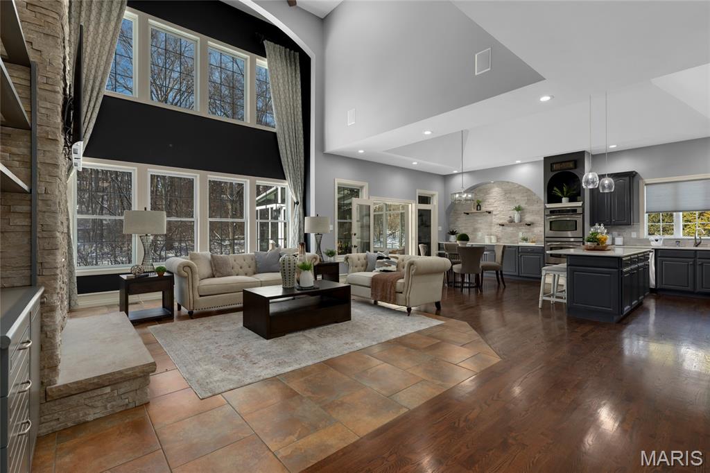 12765 Zacharys Ridge Sunset Hills, MO 63127 - Photo 9 of 66