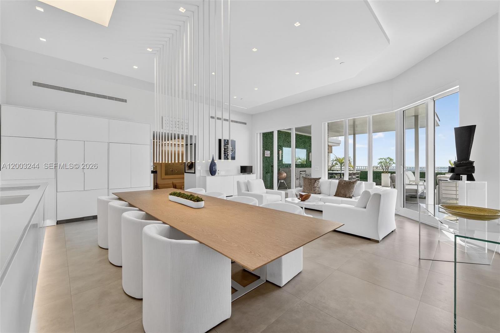 801 Brickell Key Boulevard, Unit PH3306 Miami, FL 33131 - Photo 12 of 50
