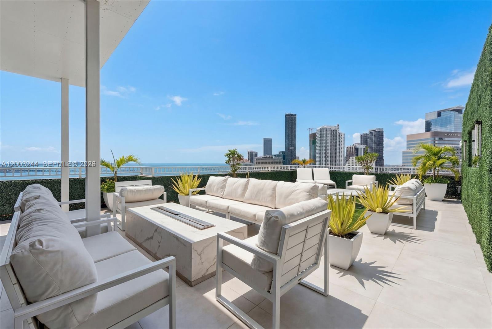 801 Brickell Key Boulevard, Unit PH3306 Miami, FL 33131 - Photo 2 of 50