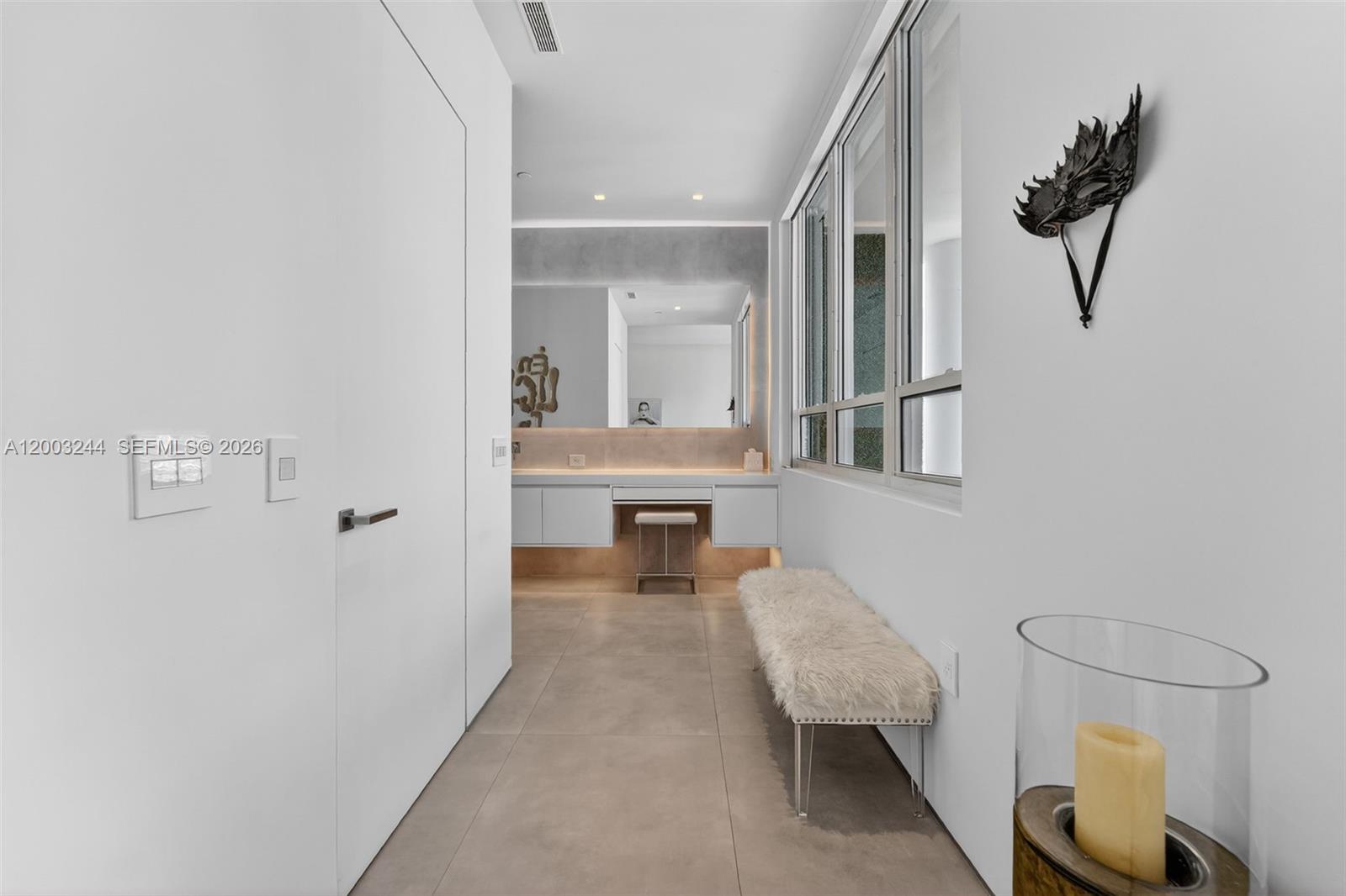 801 Brickell Key Boulevard, Unit PH3306 Miami, FL 33131 - Photo 24 of 50