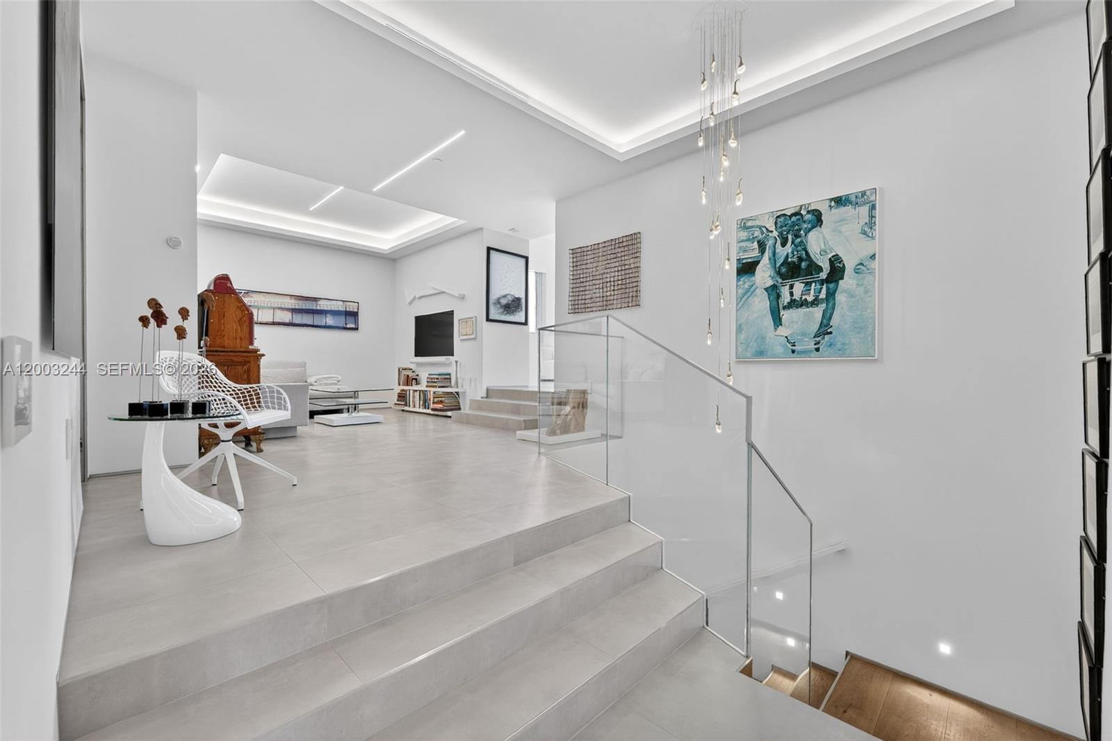 801 Brickell Key Boulevard, Unit PH3306 Miami, FL 33131 - Photo 28 of 50