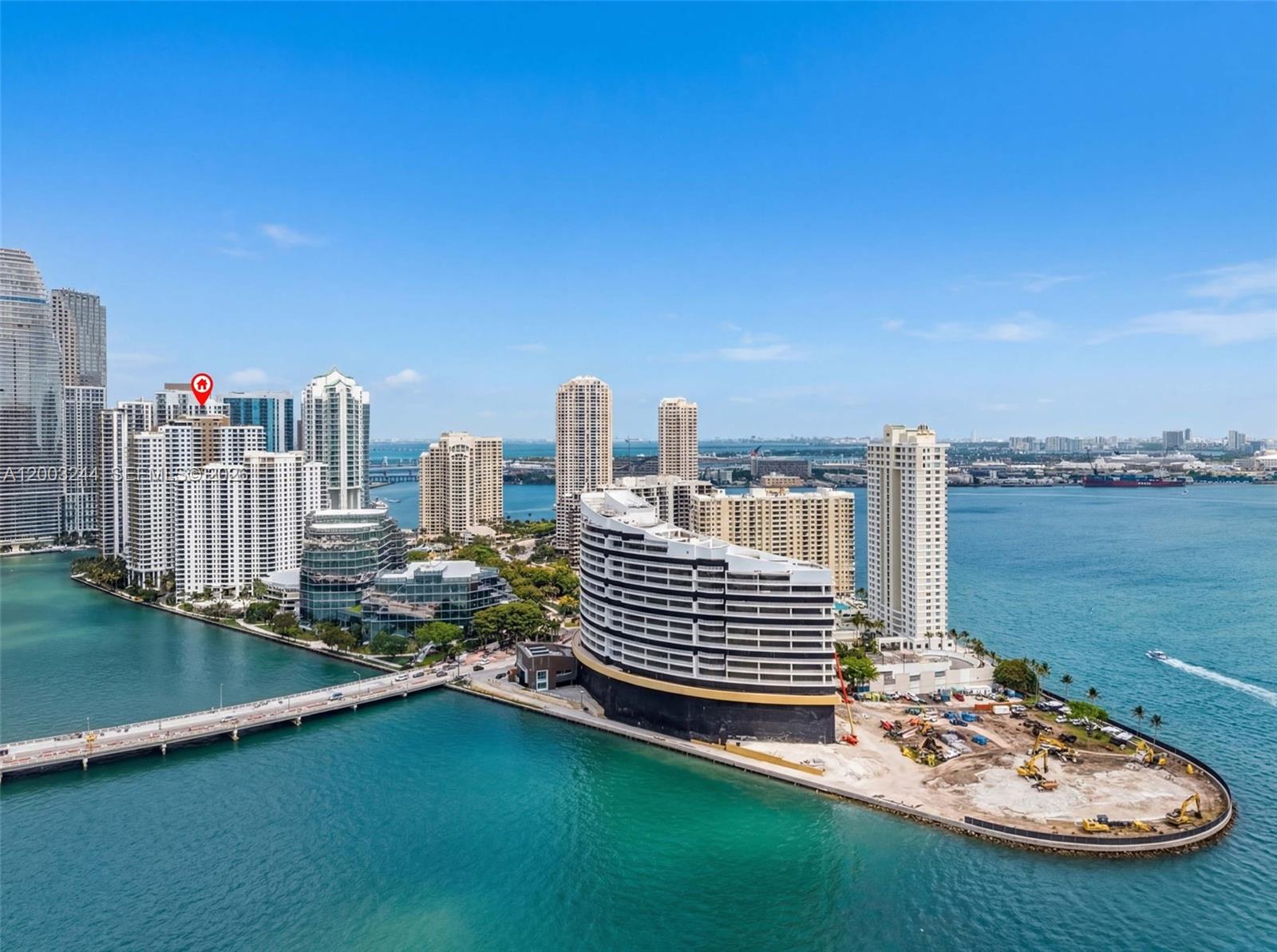 801 Brickell Key Boulevard, Unit PH3306 Miami, FL 33131 - Photo 46 of 50