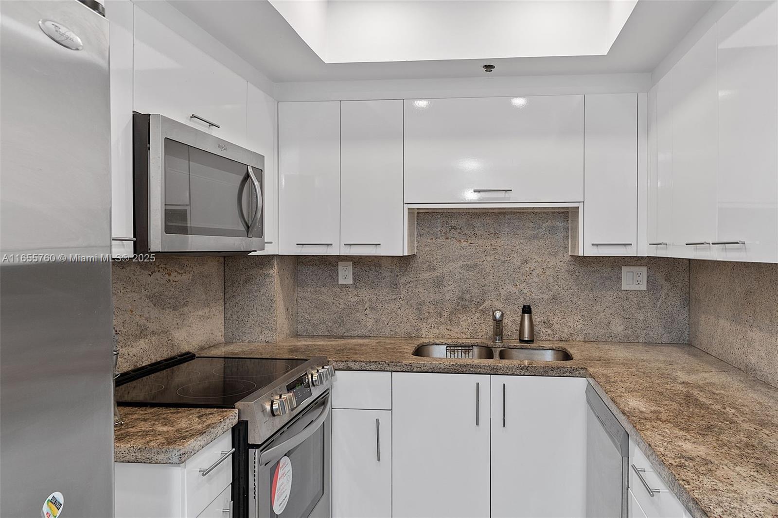 20 Island Avenue, Unit 1001 Miami Beach, FL 33139 - Photo 6 of 29