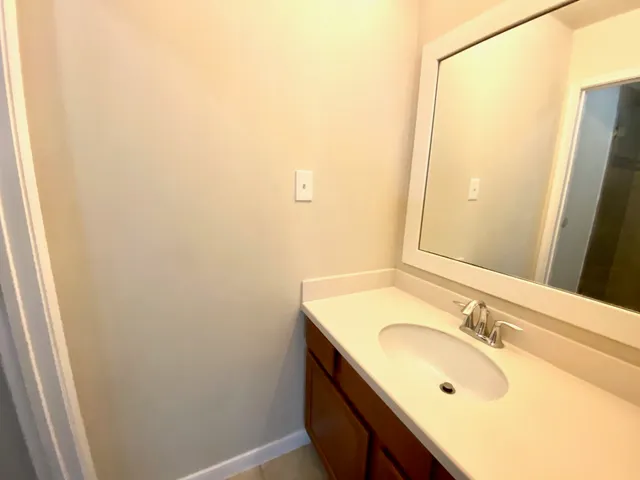 $2,299 | 13922 Kenswick Key Lane, Houston, TX 77047