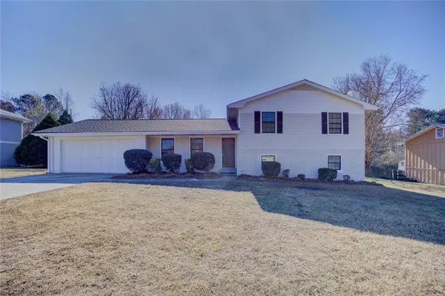 $299,500 | 2104 Moon Drive Southwest, Conyers, GA 30094