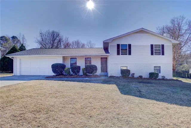 $299,500 | 2104 Moon Drive Southwest, Conyers, GA 30094