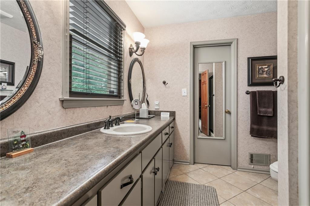1025 Rays Road Stone Mountain, GA 30083 - Photo 23 of 56