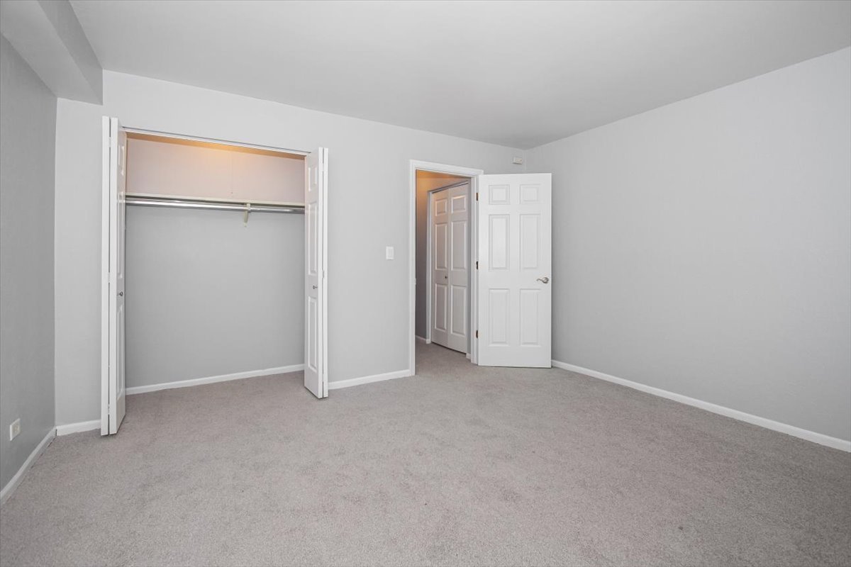 950 East Wilmette Road, Unit 117 Palatine, IL 60074 - Photo 13 of 20 Gallery Image 13