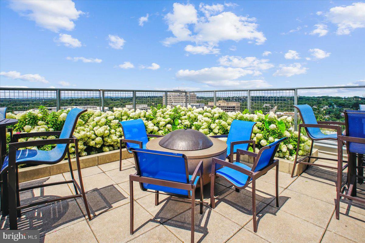 851 North Glebe Road, Unit 1003 Arlington, VA 22203 - Photo 32 of 73