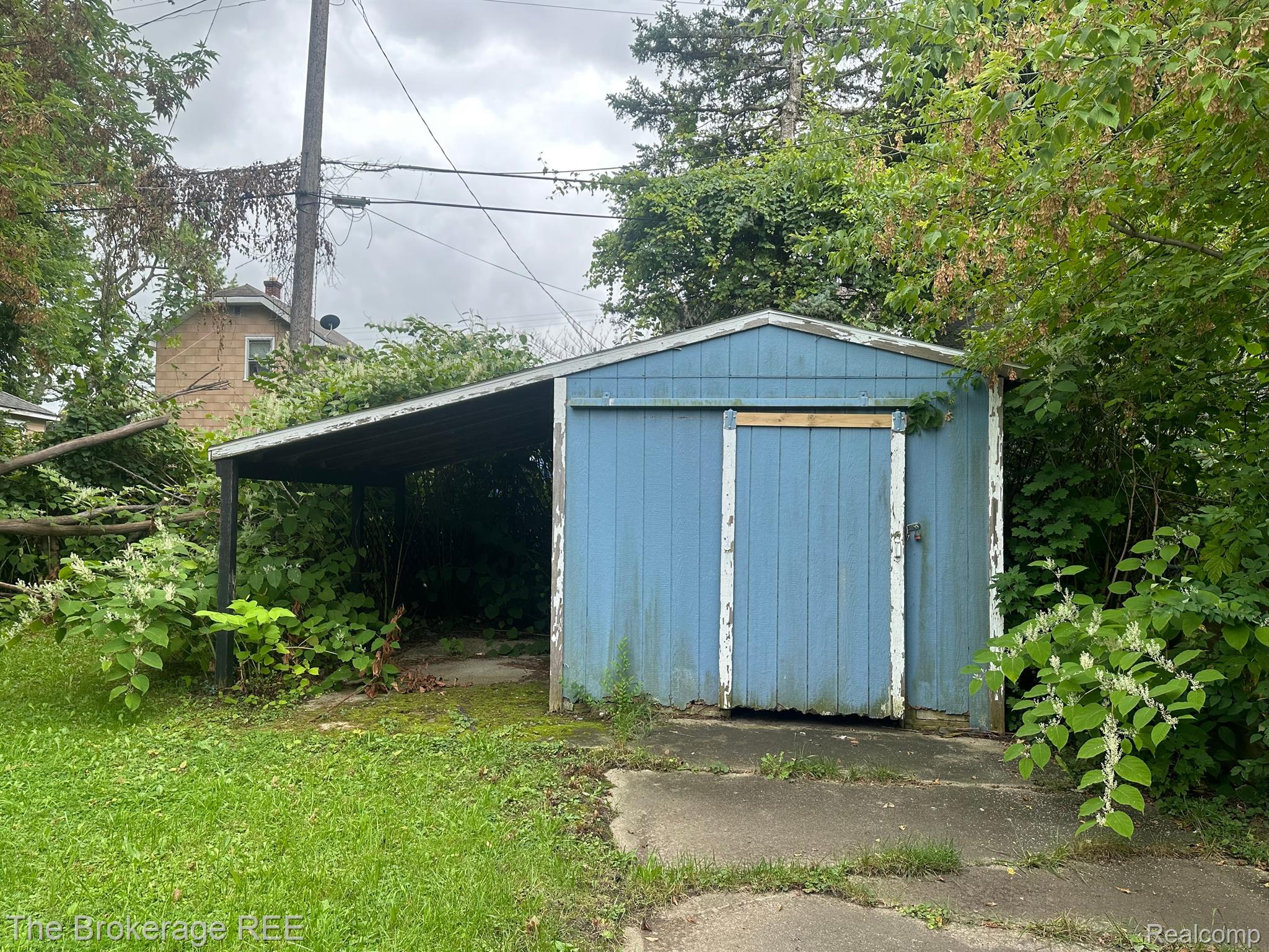 2423 Raskob Street Flint, MI 48504 - Photo 3 of 3 Gallery Image 3